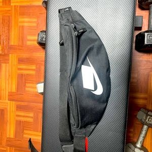 Nike Fanny pack bag back pack rocket holder belt bag
